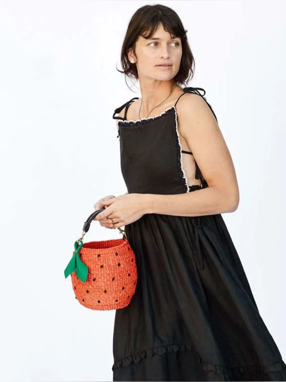 SOLD Clare V Strawberry Raffia Bucket Bag Woven Leather Handle Resort Euro - Picture 9 of 13